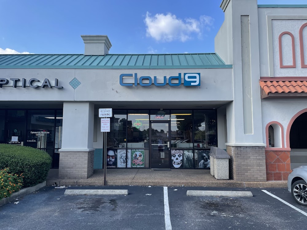 Cloud 9 smoke shop Cordova